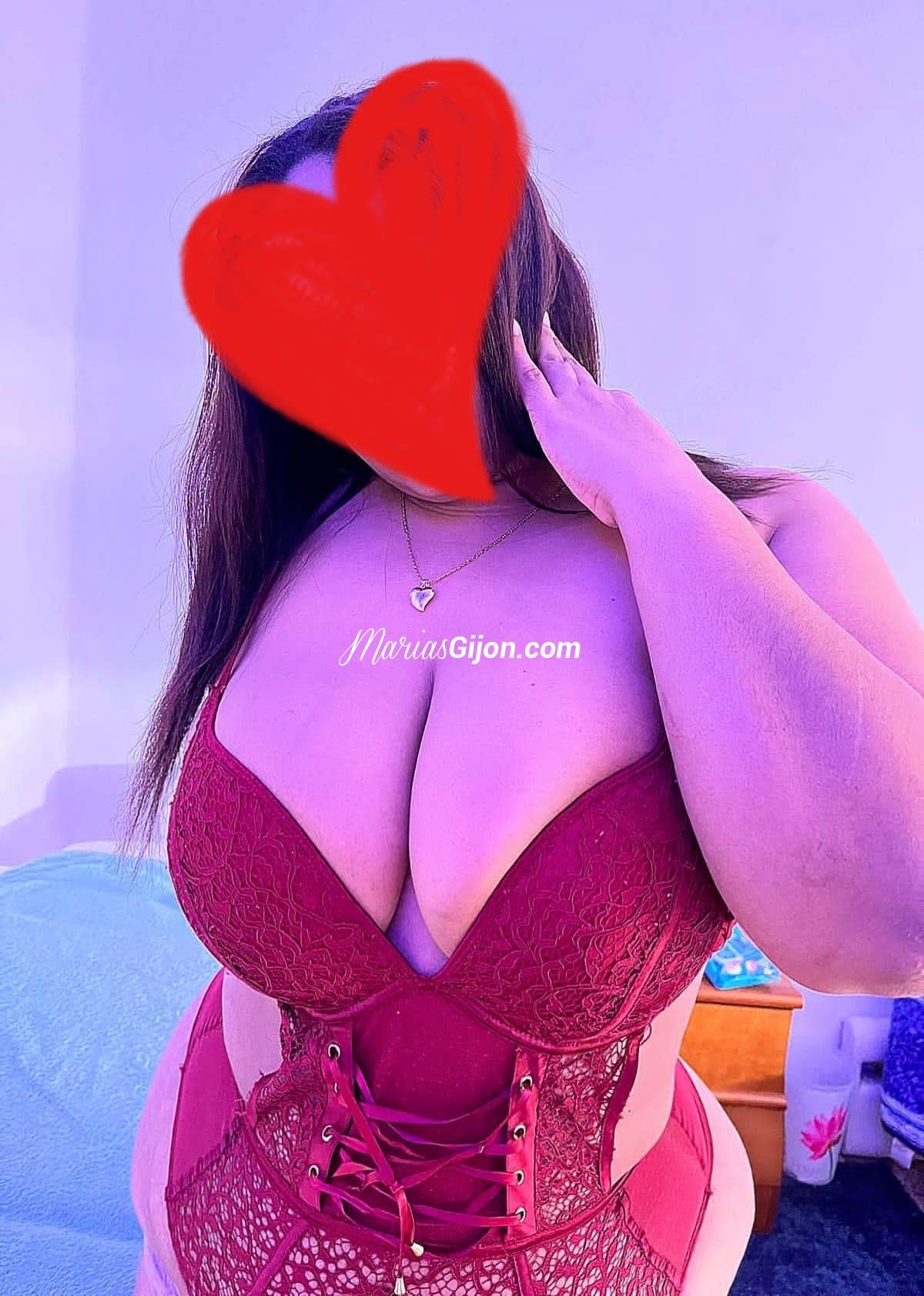 SARA 32 AÑOS COLOMBIANA