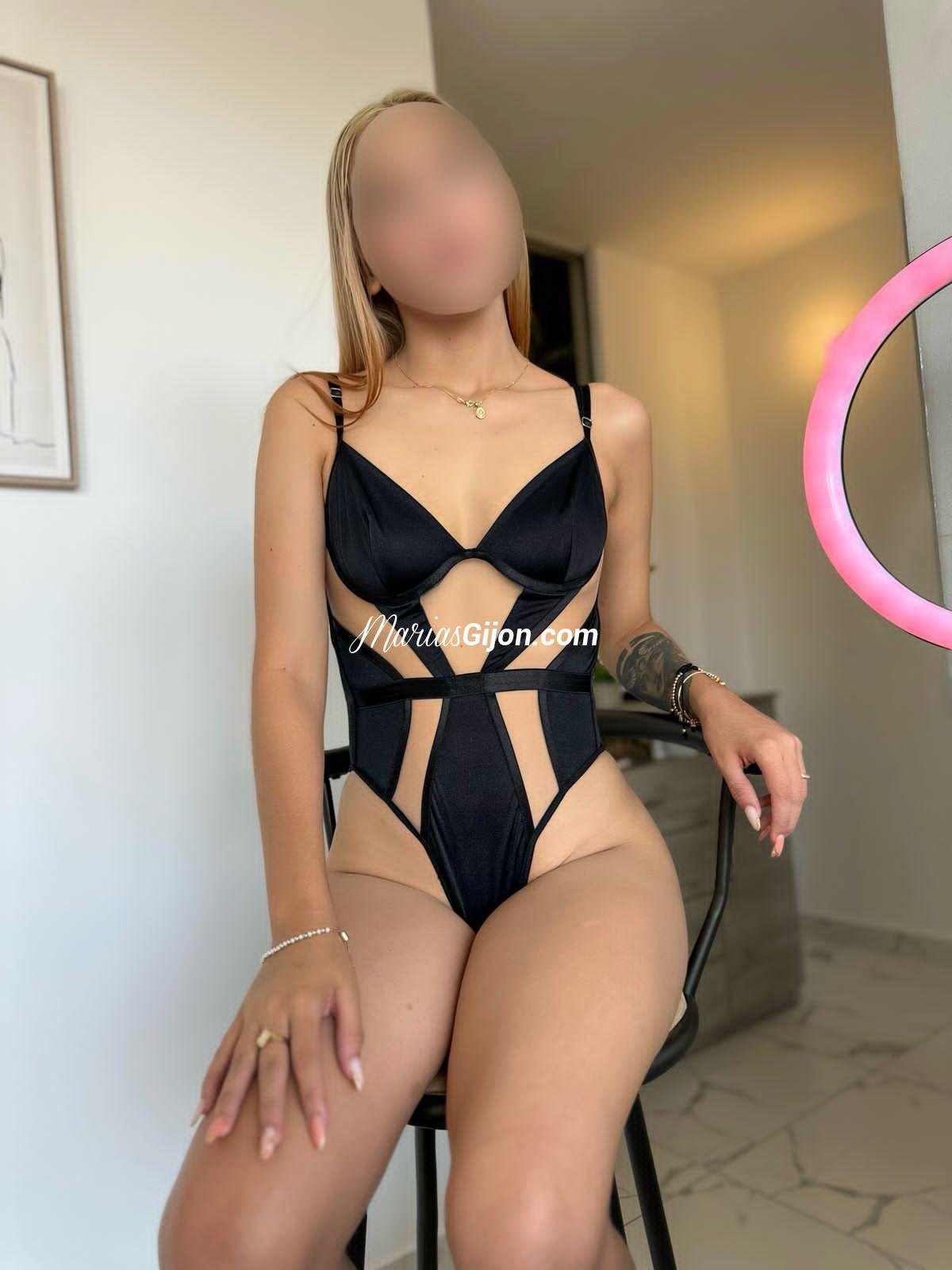 Hermosa latina de 19 años NOVEDAD EN GIJON