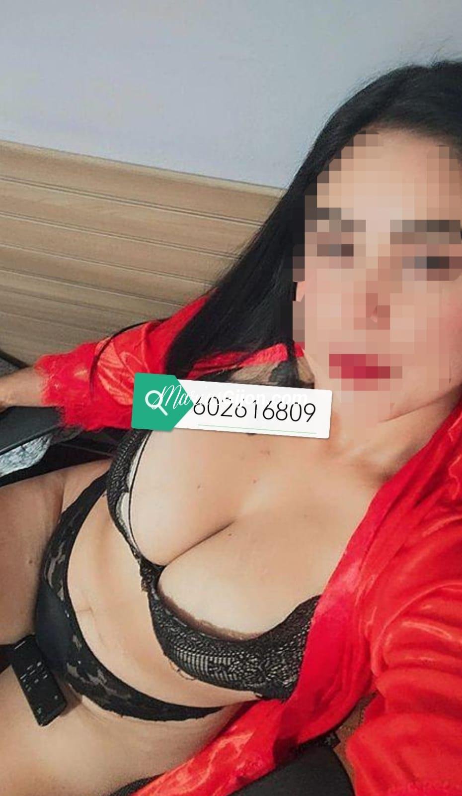 Chica latina con ganas de todo